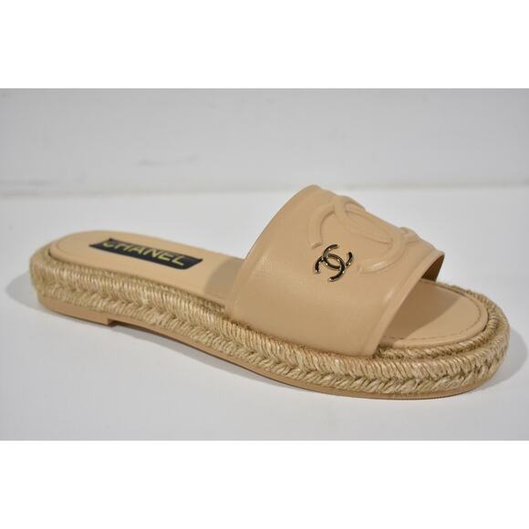 Chanel 23C Beige Lambskin Leather CC Logo Slide Sandal Slip Espadrille Flat 38 - Picture 5 of 12